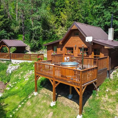 SOVIA WELLNESS CHATA s jacuzzi kaďou a saunou, Čingov Smižany Exteriér fotografie