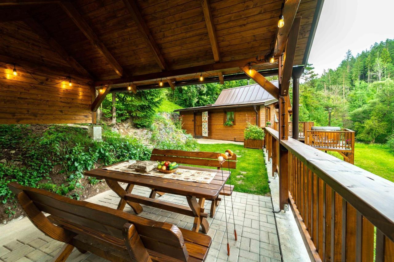 SOVIA WELLNESS CHATA s jacuzzi kaďou a saunou, Čingov Smižany Exteriér fotografie